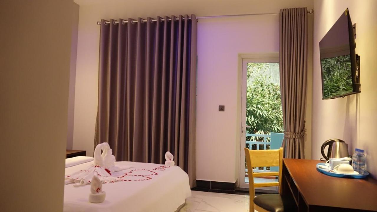 Hotel Sawadee Suorsdei Boutique à Kampot Extérieur photo